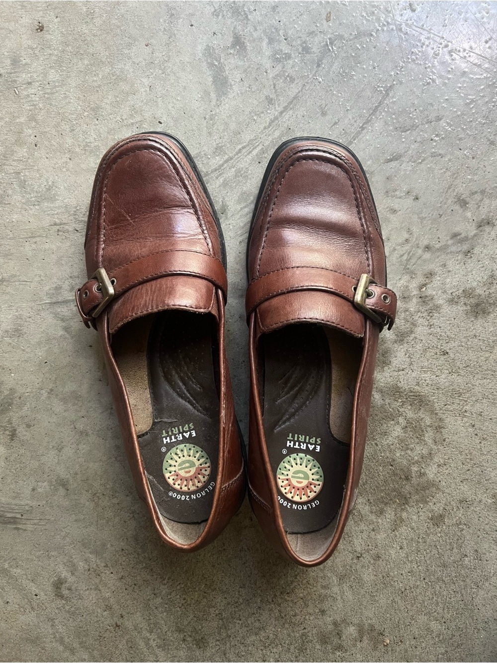 Earth Spirit Vintage Leather Clogs